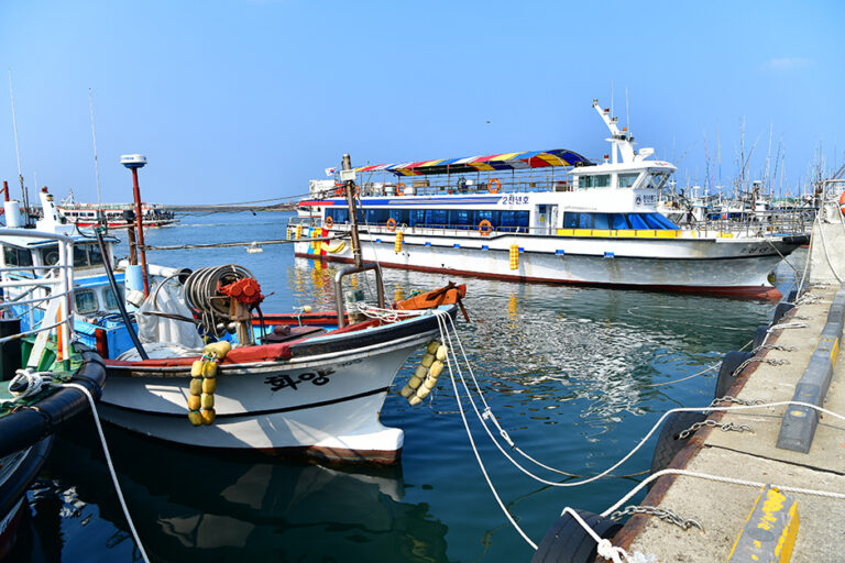 Hallim Port (한림항)
